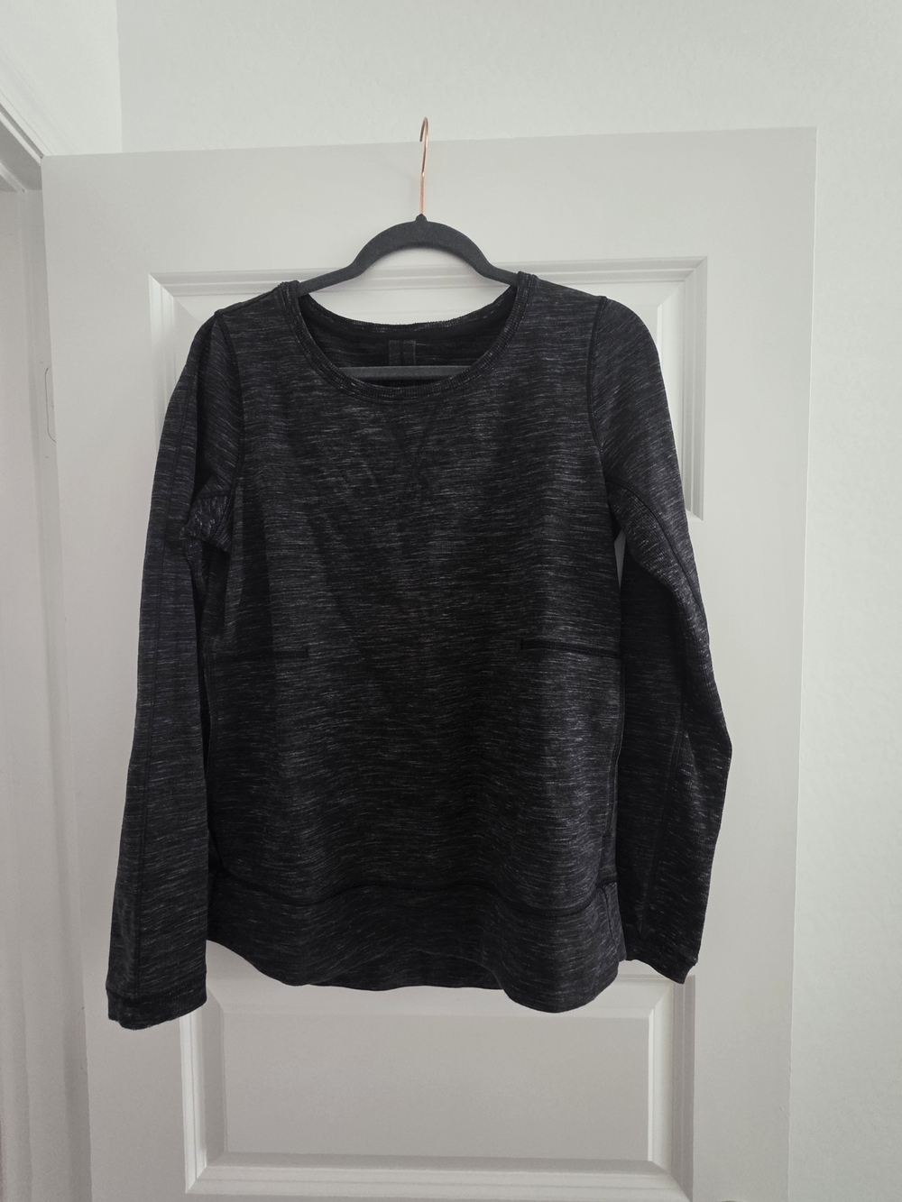 Lululemon Exhalation Pullover II. Heathered Marled Black. Size 8.